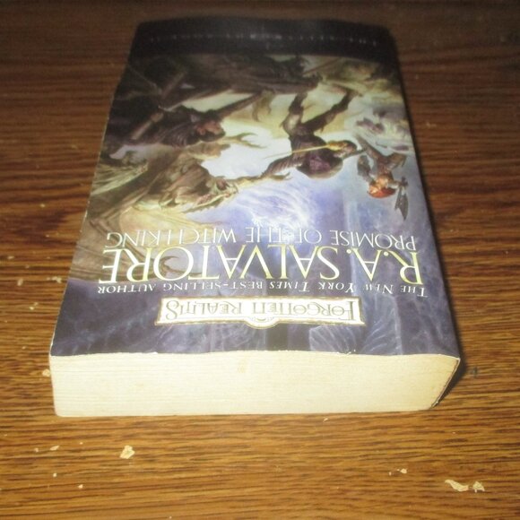 Forgotten Realms - Promise of the Witch King (R.A. Salvatore) Paperback - Picture 5 of 6